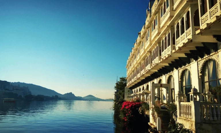 Romantic Getaways in India